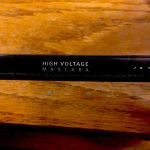 Avon high voltage mascara
